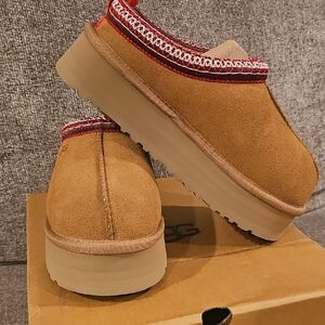 UGG Tazz II (BrandNew)